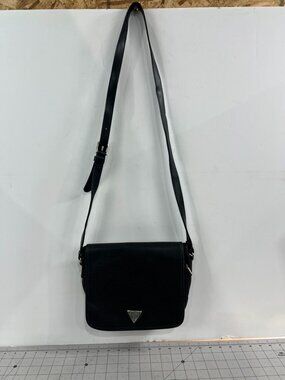 Guess Black Pebbled Leather Adjustable Crossbody Bag Magnetic Snap Closure